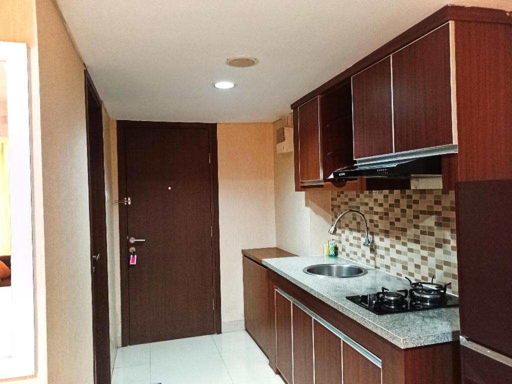 Cozy The H Residence Cawang By Bonzela Property Jakarta Kültér fotó