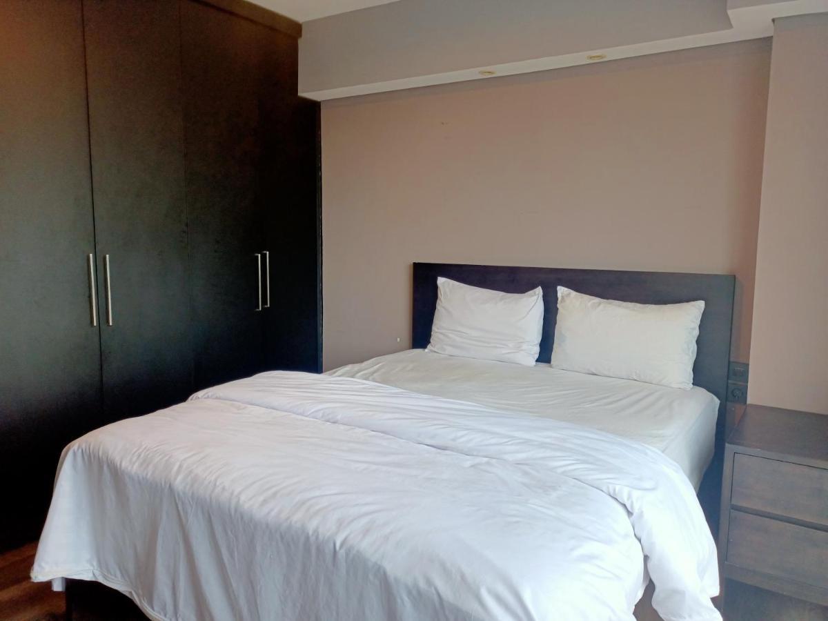 Cozy The H Residence Cawang By Bonzela Property Jakarta Kültér fotó